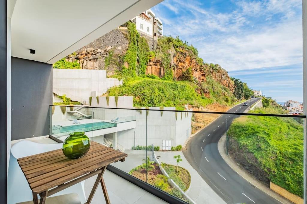 Central Location - With Pool Apartment Funchal  Exterior photo